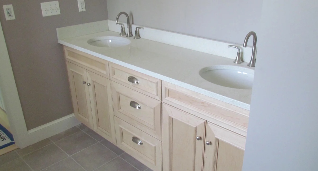 Bathroom Sink Overflow Cleanup in Federal Way, WA